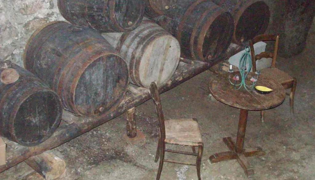 Le Vin De L'Ete Bed & Breakfast Ponet-et-Saint-Auban Екстериор снимка